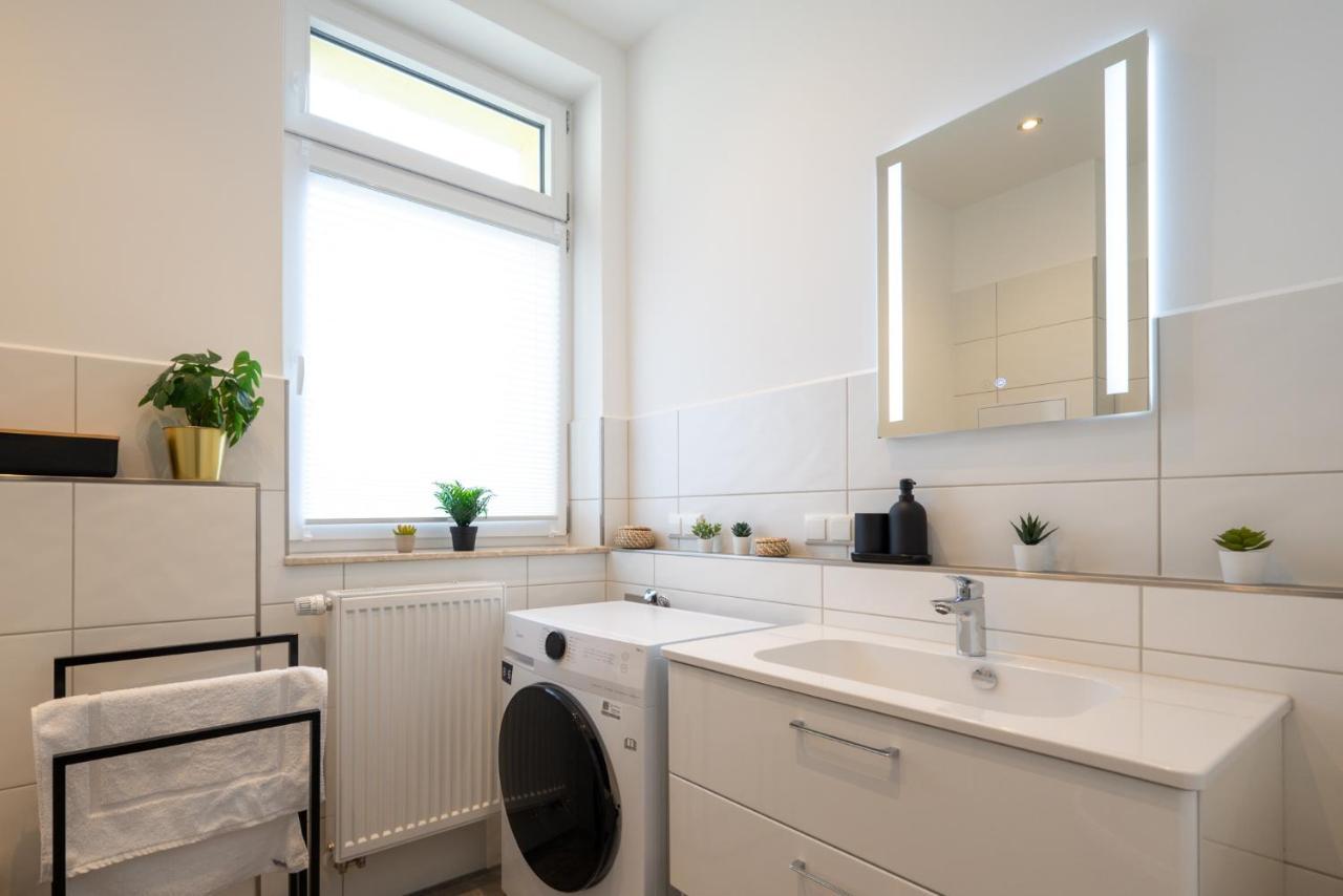 Maremar - Design Apartment - Luxus Boxspringbett - Zentral - Kueche - Arbeitsplatz - Highspeed Wlan Gera Exteriér fotografie